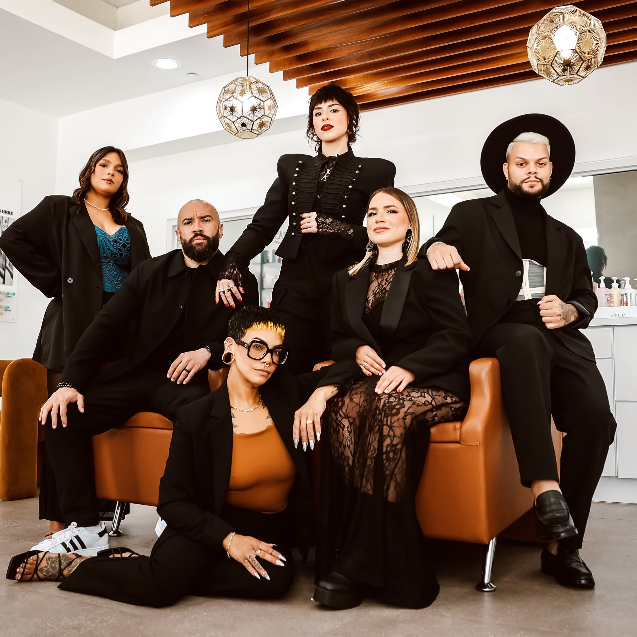 Equipo de Reina Estrella Beauty Studio en su salón de Paseo Caribe